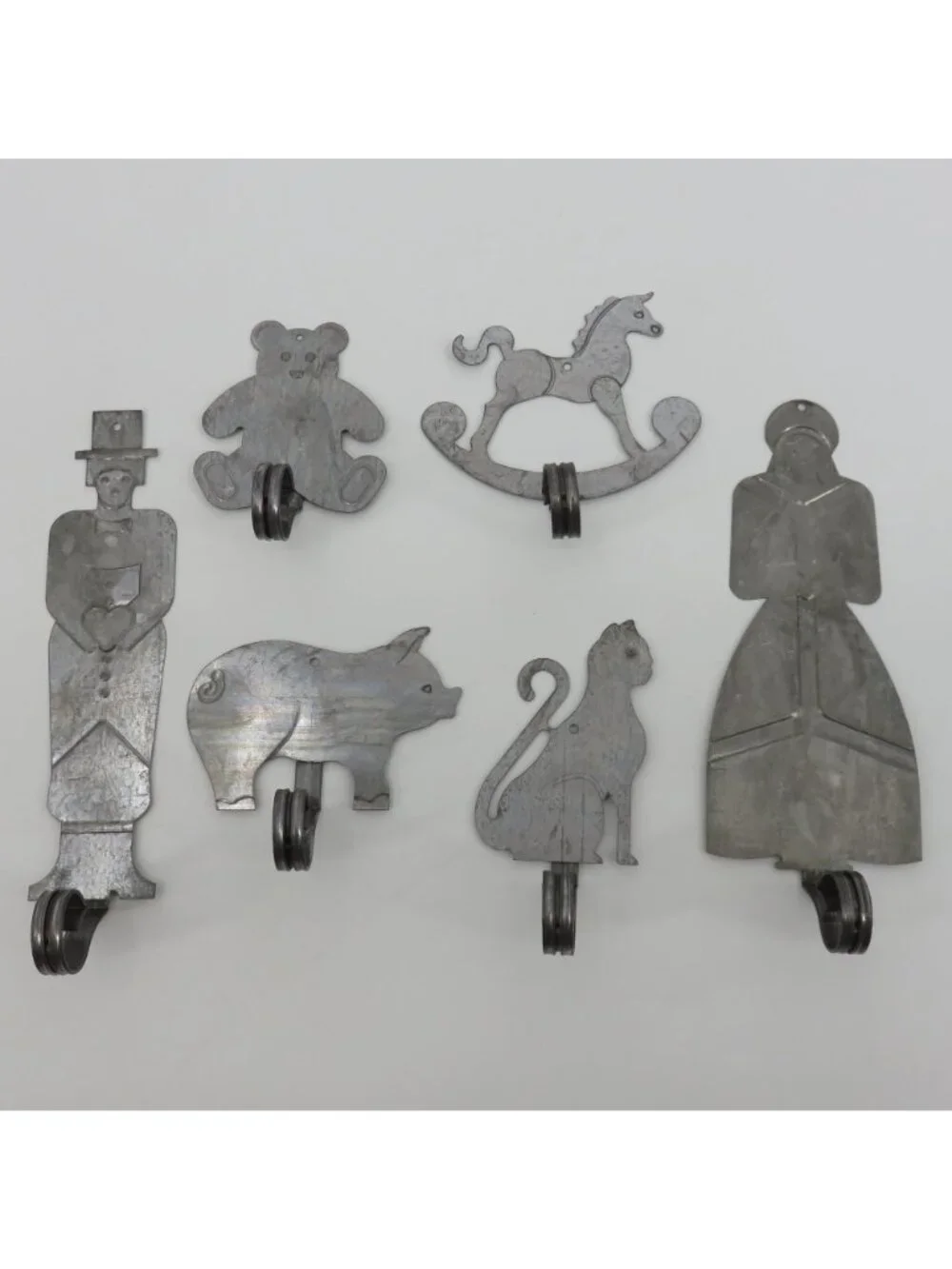 VTG Set of 6 Silver Tone Metal Amish Country Hanging Wall Hooks Grannycore Farm